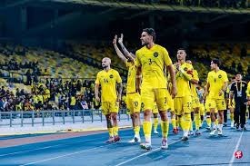 利物浦年轻中场莫顿：里昂中场引援的主要目标