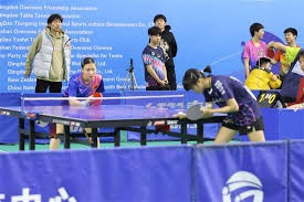 德扑里的“等级压制”：解析职业玩家是如何通过策略降维打击业余玩家。（德州扑克的实力压制：职业玩家如何以策略降维打击业余选手）